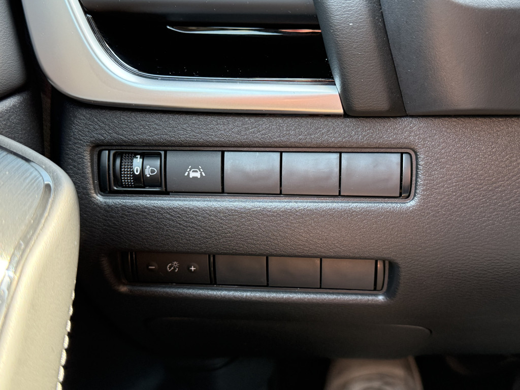 46103626-7.jpg