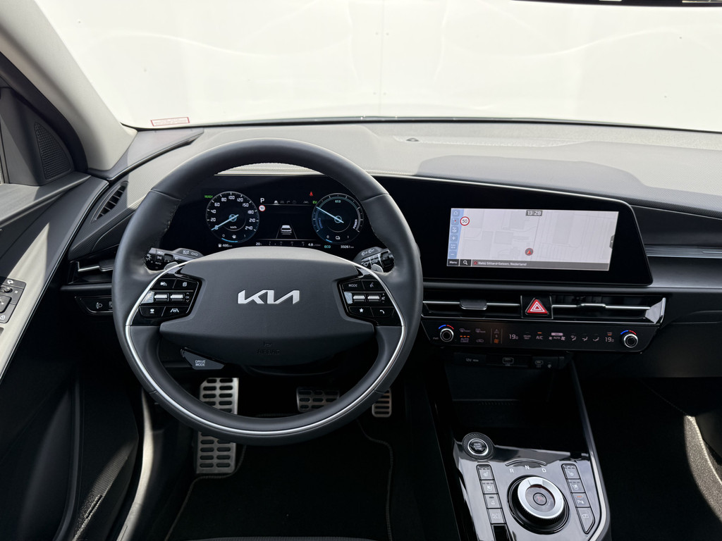 46876623-10.jpg