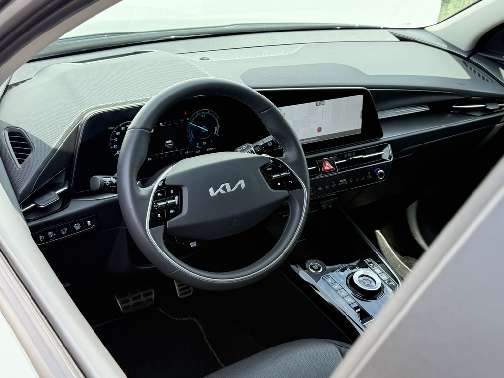 46876623-8.jpg