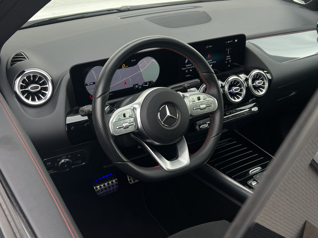 47244101-6.jpg