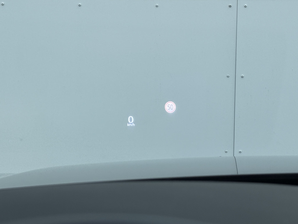 47906859-20.jpg