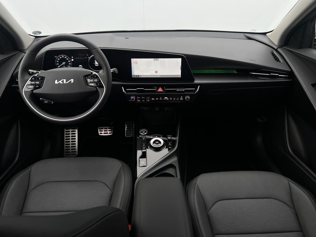 47973877-8.jpg