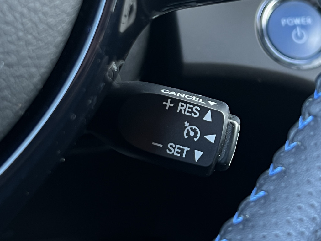48029411-17.jpg