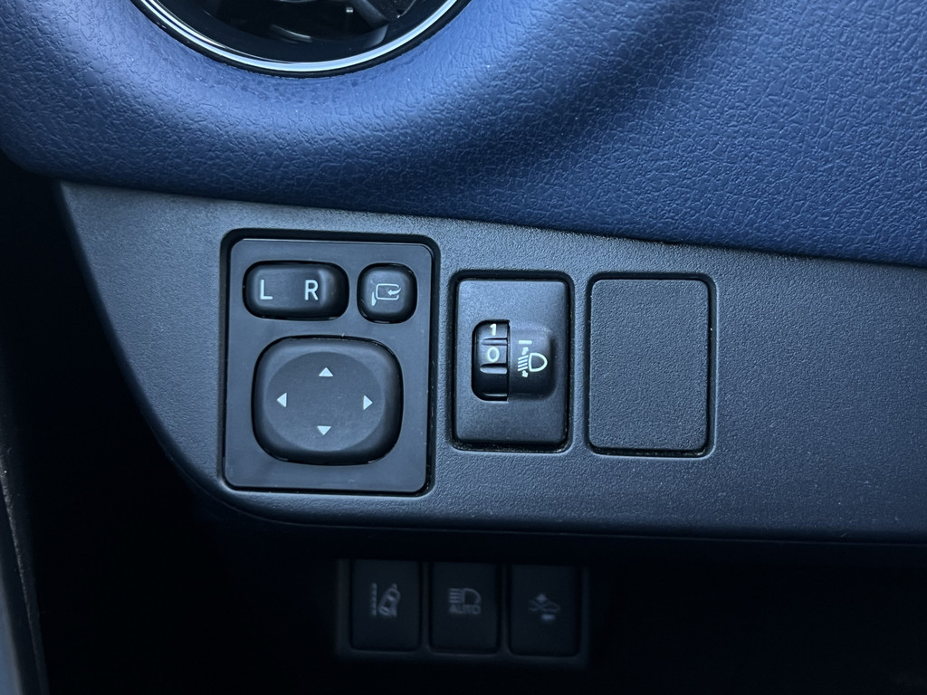 48029411-9.jpg