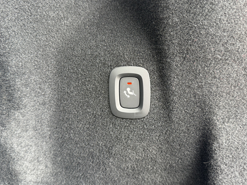 54833336-39.jpg